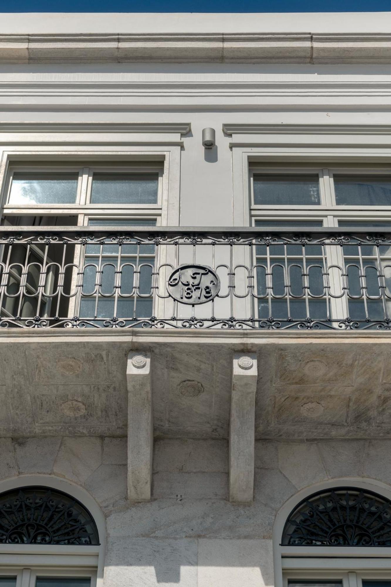 Skylight Hotel Ermoupoli Exterior foto