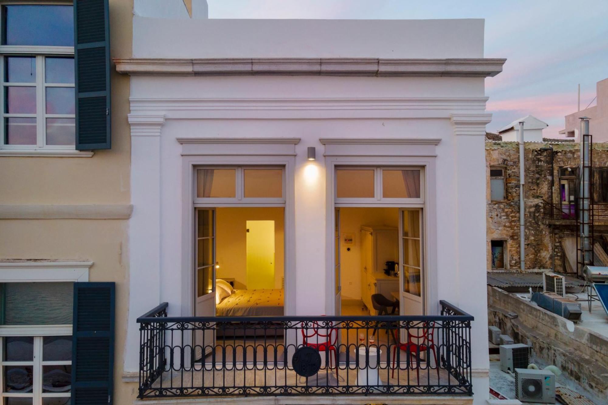 Skylight Hotel Ermoupoli Exterior foto